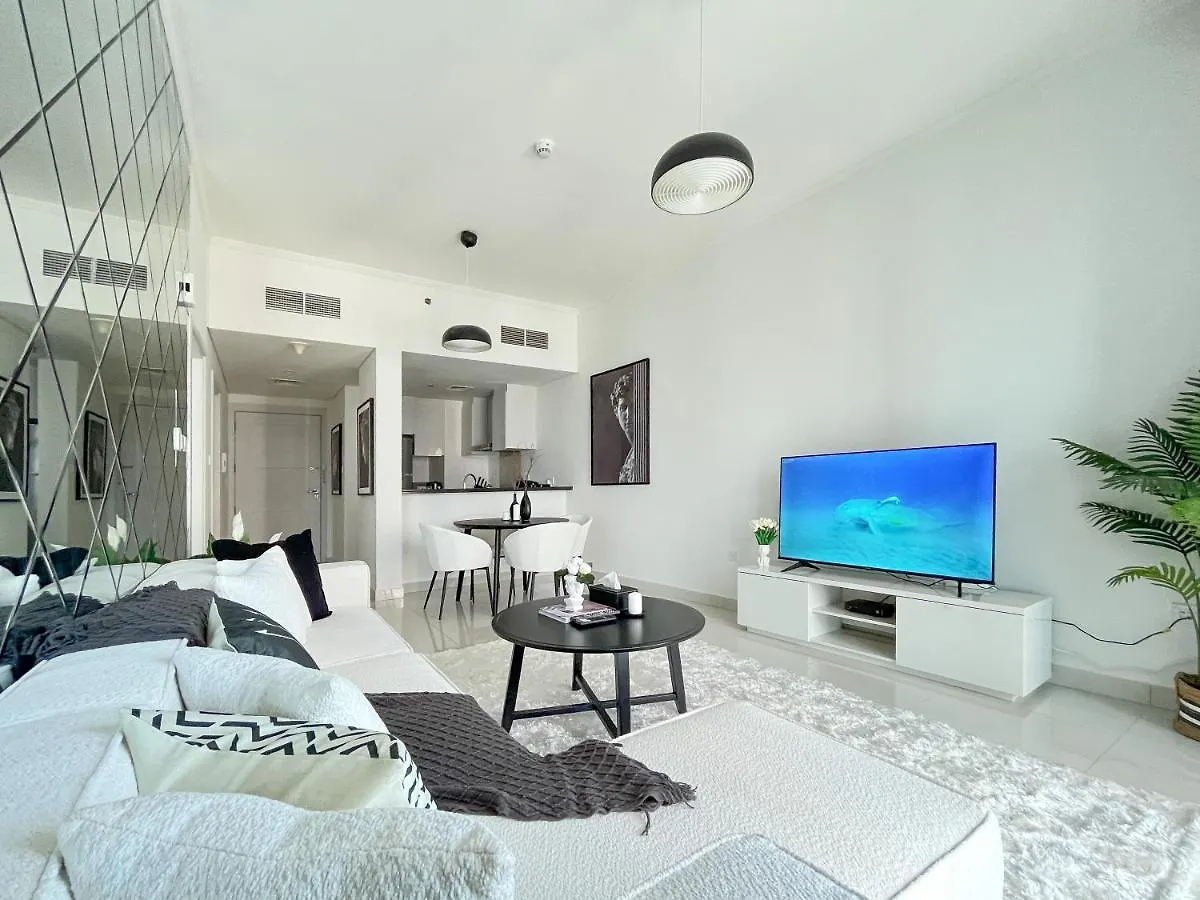 Apartment Trophy - Sparkling Suites W Palm View With Direct Access To Marina Walk Dubai United Arab Emirates