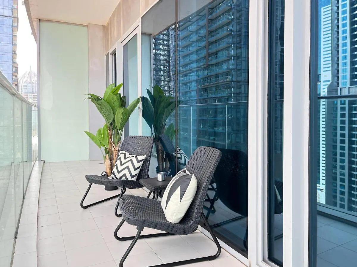 Trophy - Sparkling Suites W Palm View With Direct Access To Marina Walk Dubai Apartment
